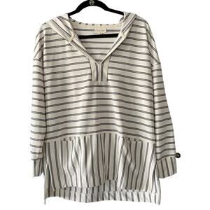 MELLO DAY Women's White And Black Striped W/front Pockets Sweatshirt Medium